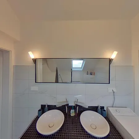 Alte Baeckerei Haupthaus Am Flughafen - Messe *