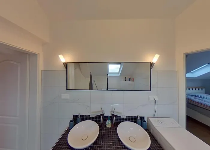 Alte Baeckerei Haupthaus Am Flughafen - Messe *