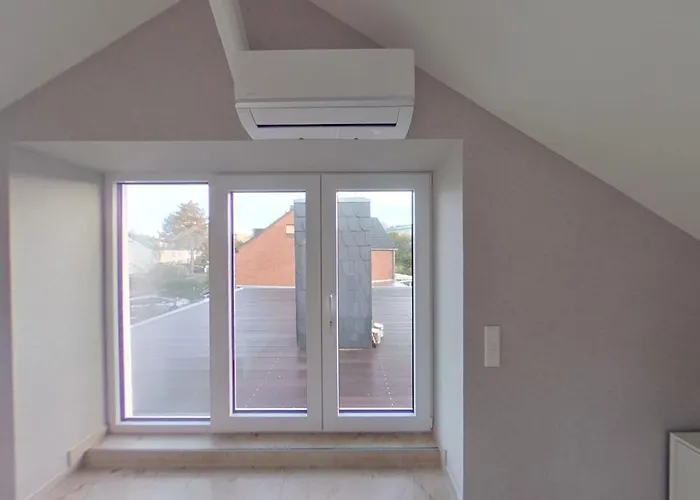 Alte Baeckerei Haupthaus Am Flughafen - Messe * Дюссельдорф